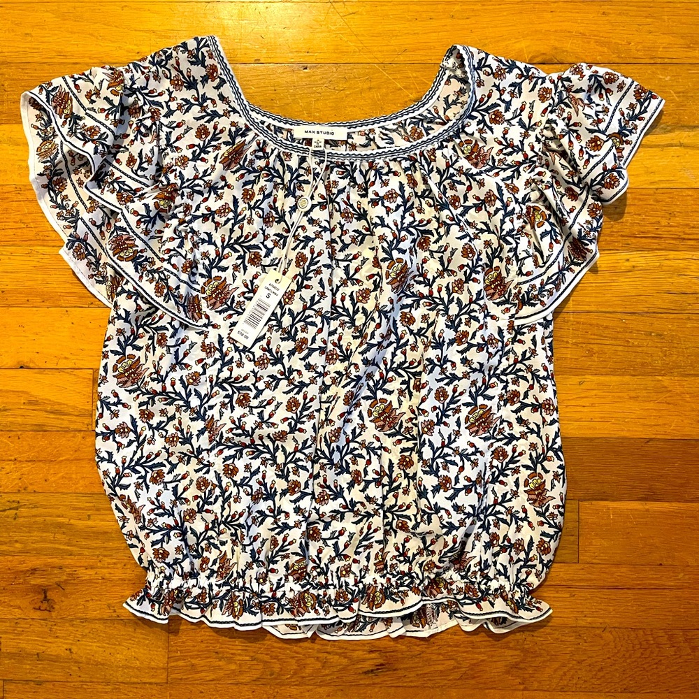 NWT Max Studio flutter sleeve too